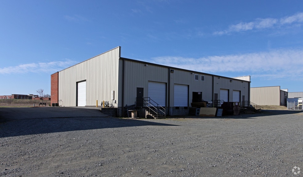 1021 Technology Dr, Indian Trail, NC for lease - Building Photo - Image 2 of 12