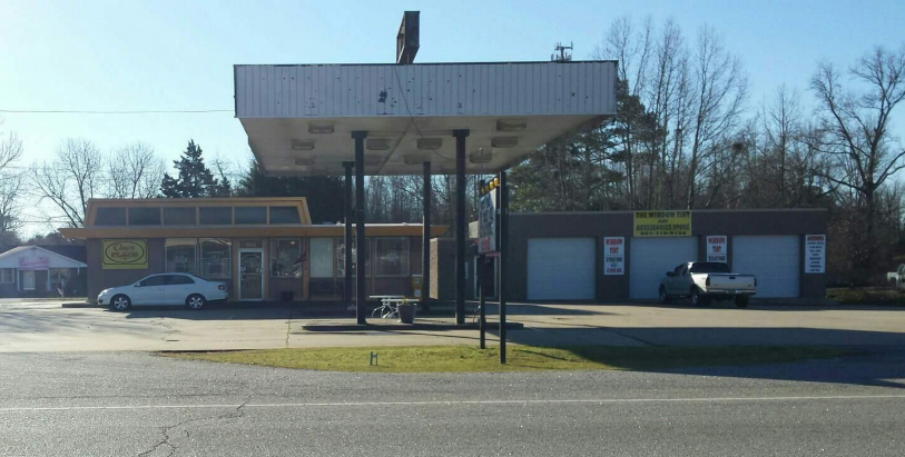 809-811 Highway 1 S, Lugoff, SC for sale - Building Photo - Image 1 of 1