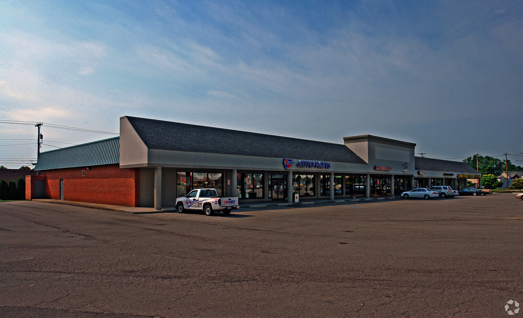 14-26 S Tippecanoe Dr, Tipp City, OH for lease Primary Photo- Image 1 of 6