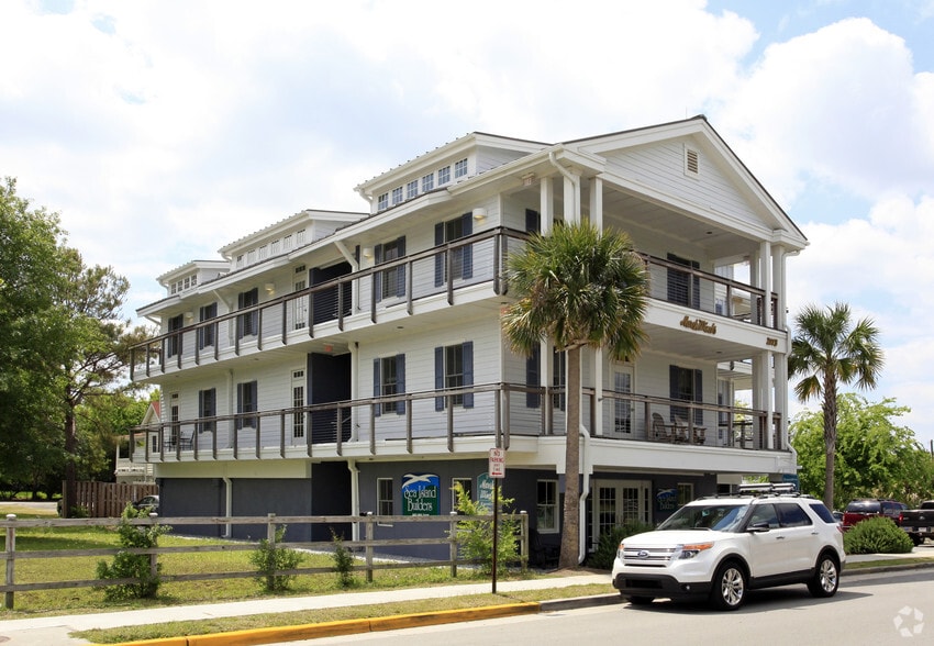 2113 middle St, Sullivans Island, SC for lease - Primary Photo - Image 1 of 6