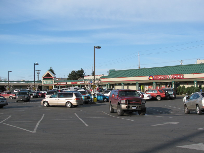 405 Butler Ave, Monroe, WA for lease - Building Photo - Image 1 of 6