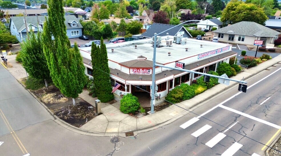 1644 Main St, Philomath, OR à vendre - Photo du bâtiment - Image 2 de 13
