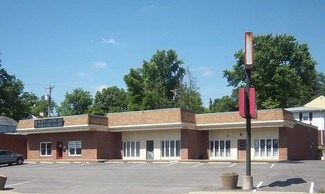 Plus de détails pour 1943-1947 Woodson Rd, Overland, MO - Commerce de détail à louer