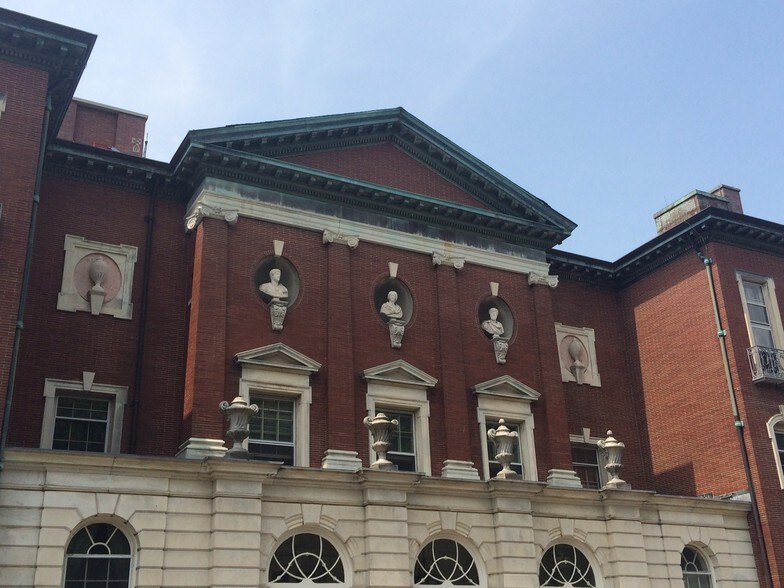 165 Allandale St, Jamaica Plain, MA à louer - Photo du bâtiment - Image 2 de 5