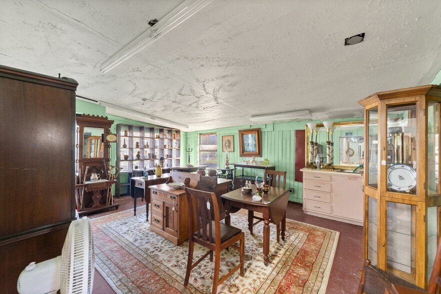 1078 Ridgewood Ave, Holly Hill, FL à vendre - Photo intérieure - Image 3 de 8