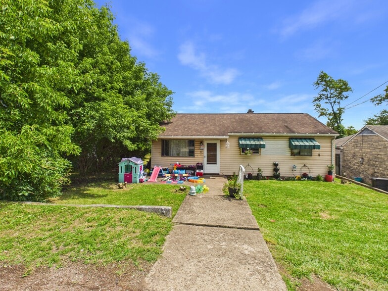 17 SFR Portfolio - Pittsburgh, PA portfolio of 7 properties for sale on LoopNet.ca - Primary Photo - Image 2 of 5