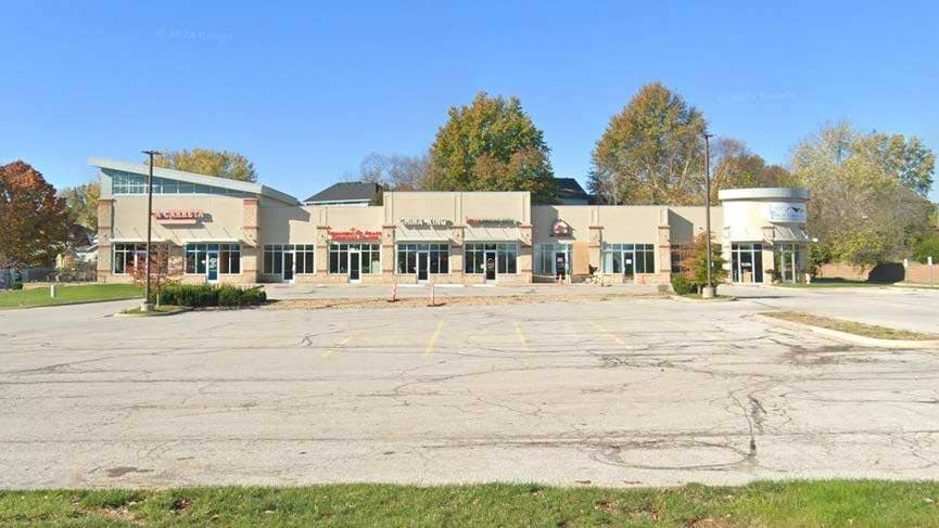 121 Express Ln, Lansing, KS for lease - Building Photo - Image 2 of 9