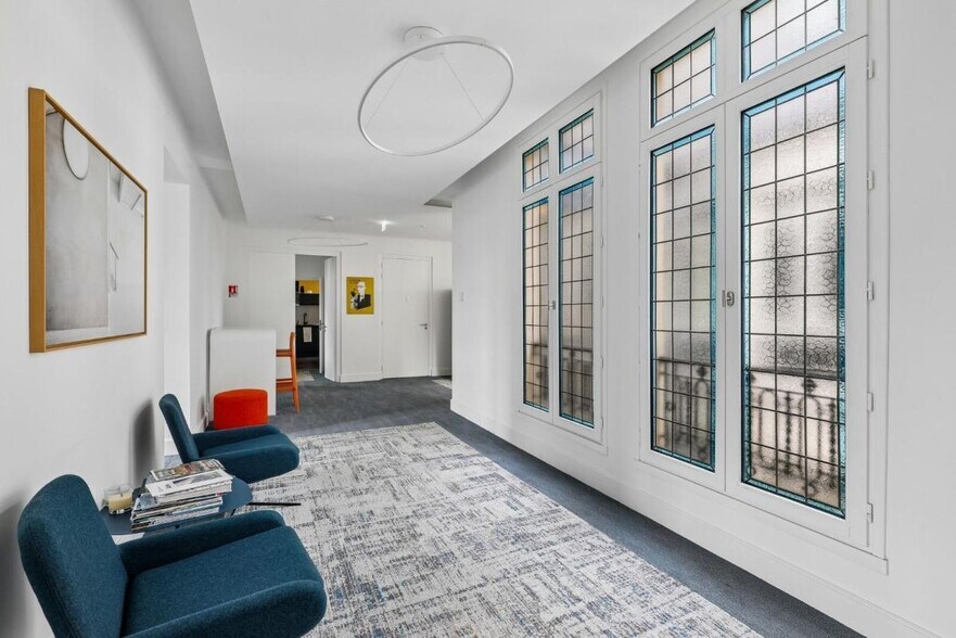 48 Avenue Victor Hugo, Paris for lease - Interior Photo - Image 3 of 15