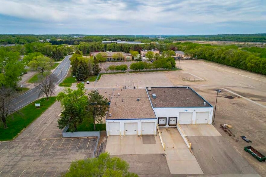 3303 Terminal Dr, Eagan, MN à louer - Photo du bâtiment - Image 1 de 15