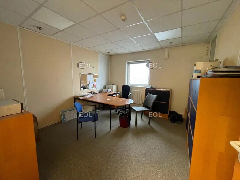 Bureau dans Claye-Souilly à louer - Photo intérieure - Image 2 de 4
