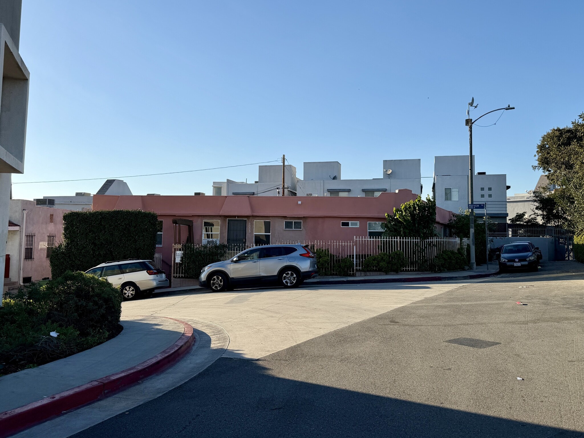 1126 White Knoll Dr, Los Angeles, CA for sale Building Photo- Image 1 of 6