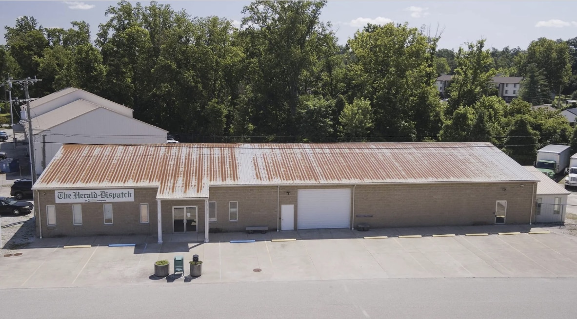 347 Braley Rd, Huntington, WV for sale Primary Photo- Image 1 of 32
