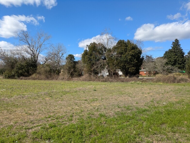 5015 W Spencer Field Rd, Pace, FL for sale - Building Photo - Image 2 of 6