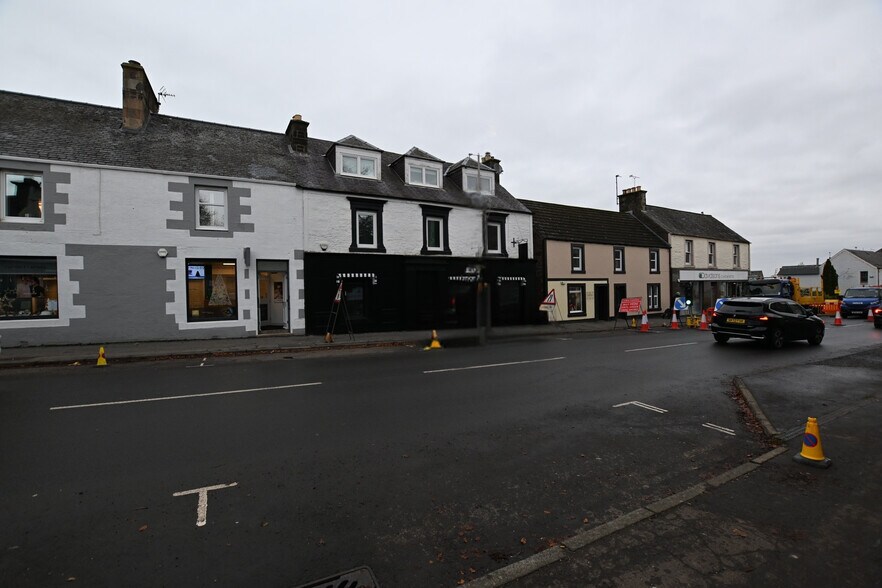 149 High St, Auchterarder à louer - Photo du bâtiment - Image 2 de 5