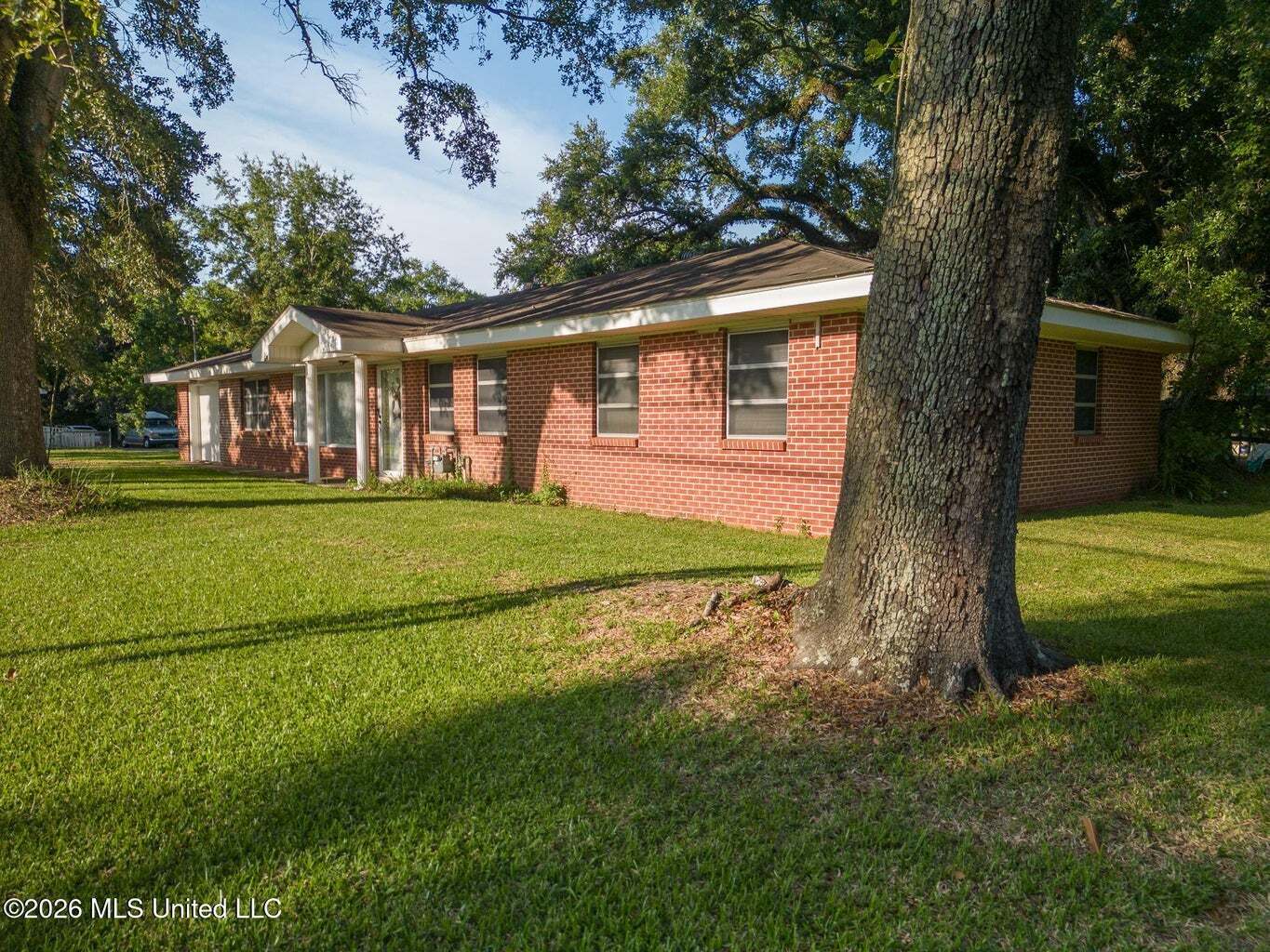 11128 Lamey Bridge Rd, D'Iberville, MS à vendre Photo principale- Image 1 de 21