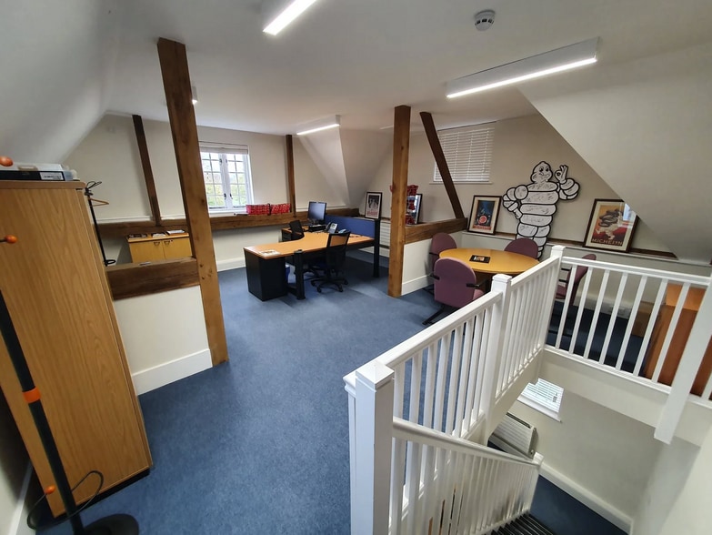 Munden Estate, St Albans for lease - Interior Photo - Image 2 of 11