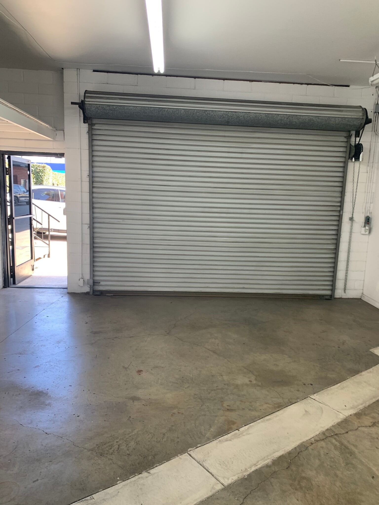 317 S Isis Ave, Inglewood, CA à louer Photo intérieure- Image 1 de 6