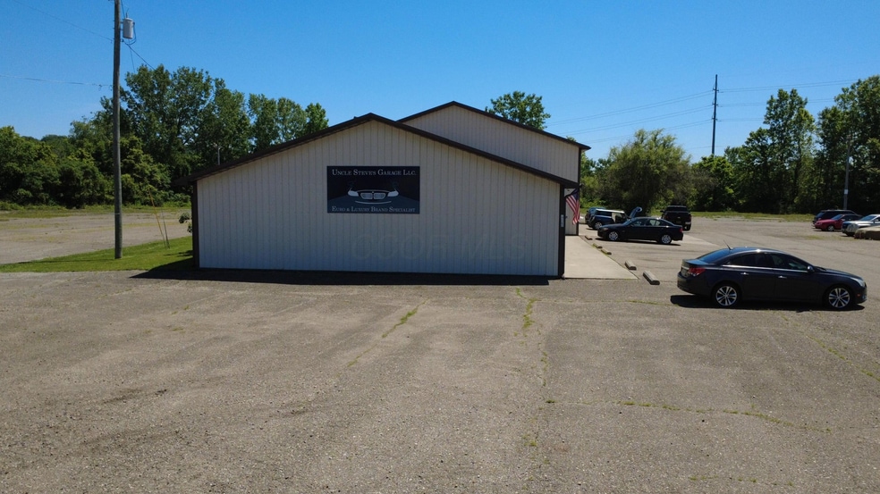 438 S Ewing St, Lancaster, OH for sale - Building Photo - Image 2 of 5