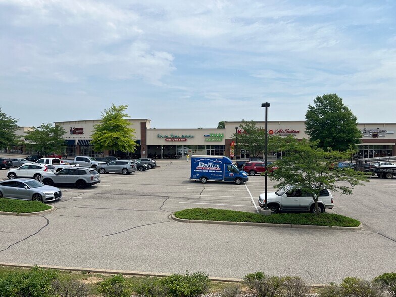 8101-8141 Bardstown Rd, Louisville, KY à louer - Photo du bâtiment - Image 3 de 8