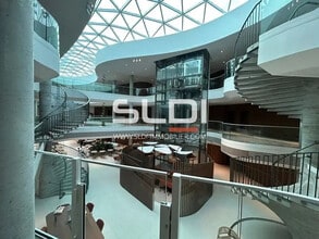 Rue Sans Souci, Limonest for lease Interior Photo- Image 1 of 9