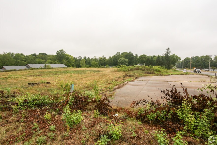 8755 Cleveland Ave NW, North Canton, OH for sale - Primary Photo - Image 2 of 3