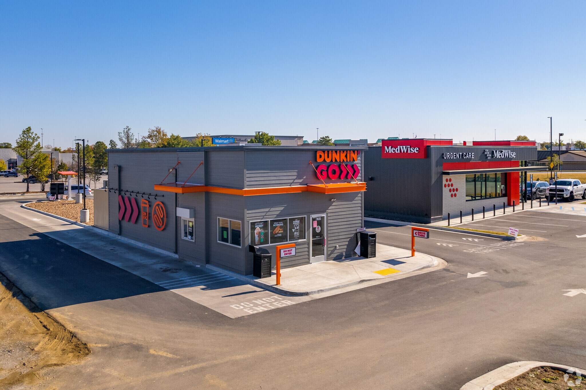 6701 S Memorial Dr, Tulsa, OK à louer Photo du bâtiment- Image 1 de 2