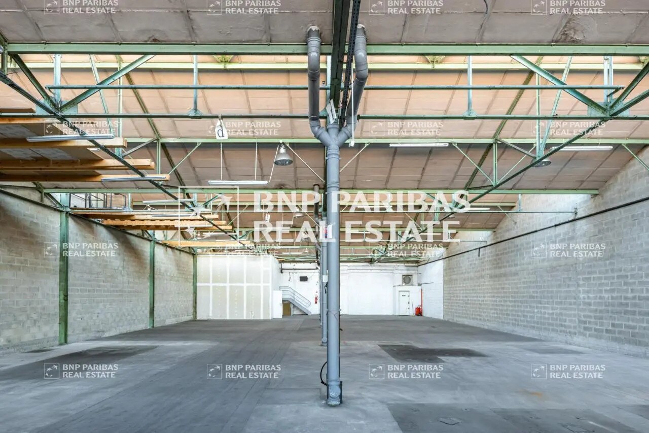 Bureau dans Pantin à louer Photo du bâtiment- Image 1 de 11