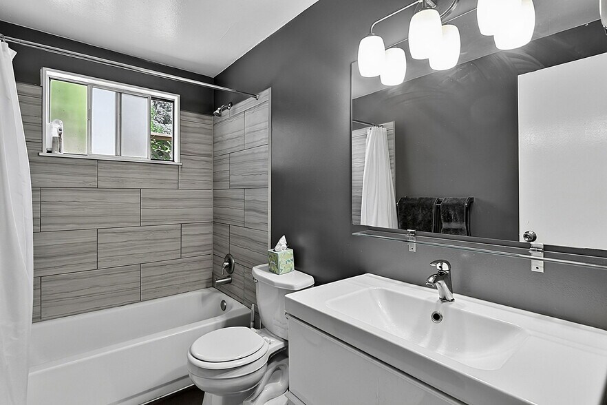945 Madison St, Eugene, OR à vendre - Photo du bâtiment - Image 3 de 9