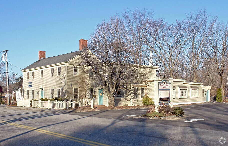16 Long Sands Rd, York, ME à louer - Photo du bâtiment - Image 2 de 56