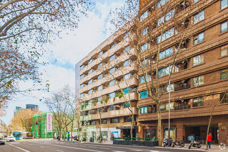 Paseo General Martínez Campos, 46, Madrid, Madrid à louer - Photo du b timent - Image 3 de 3