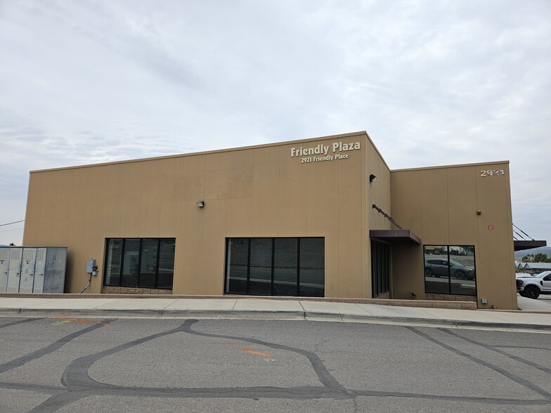 2921 Friendly Pl, Bullhead City, AZ for lease - Building Photo - Image 2 of 15