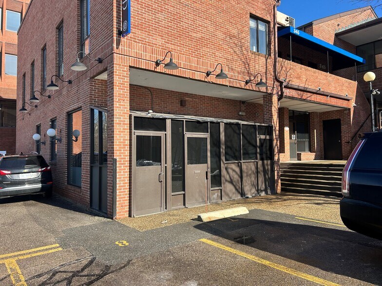 345 S Water St, Providence, RI à louer - Photo du bâtiment - Image 3 de 14