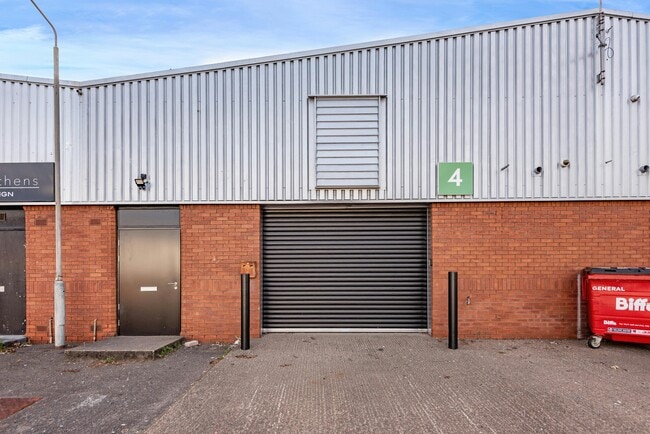 Plus de détails pour Oakbank St, Glasgow - Industriel à louer