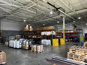 2001 Production Dr, Louisville, KY for lease Interior Photo- Image 2 of 6