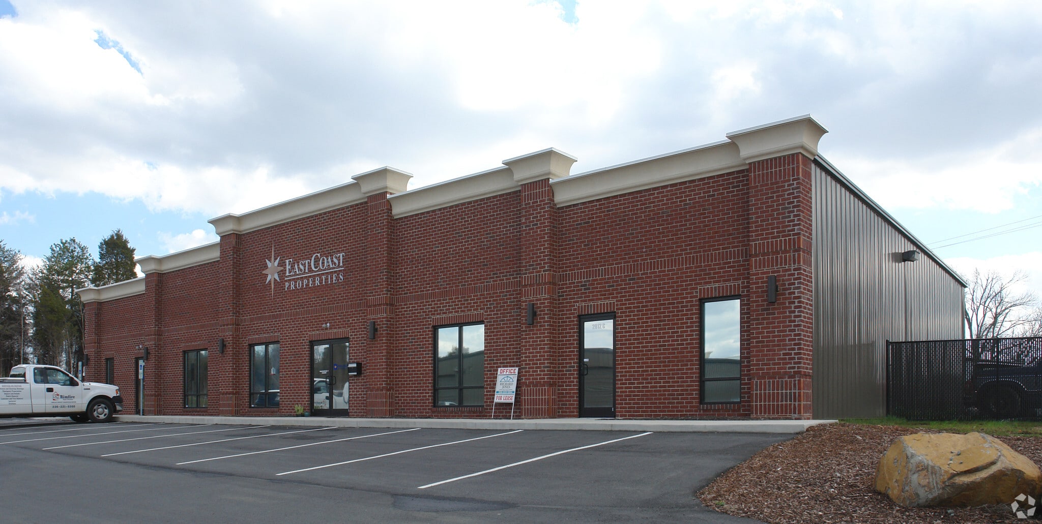 2012 Anthony Rd, Burlington, NC for lease Primary Photo- Image 1 of 3