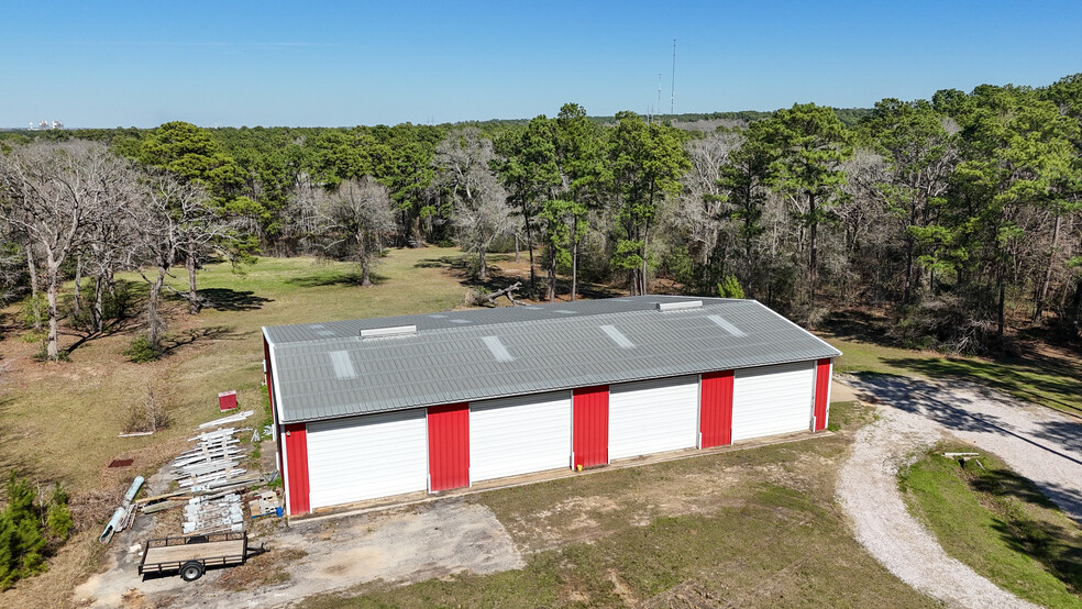 11310 FM 830 Rd, Willis, TX à vendre - Photo du bâtiment - Image 1 de 1