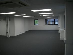 Newgate Ln, Fareham for lease Interior Photo- Image 2 of 4