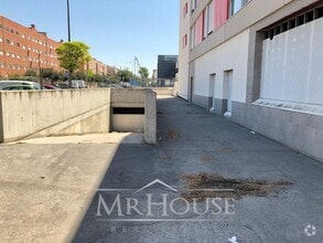 Retail in Parla, Madrid for lease Interior Photo- Image 2 of 5