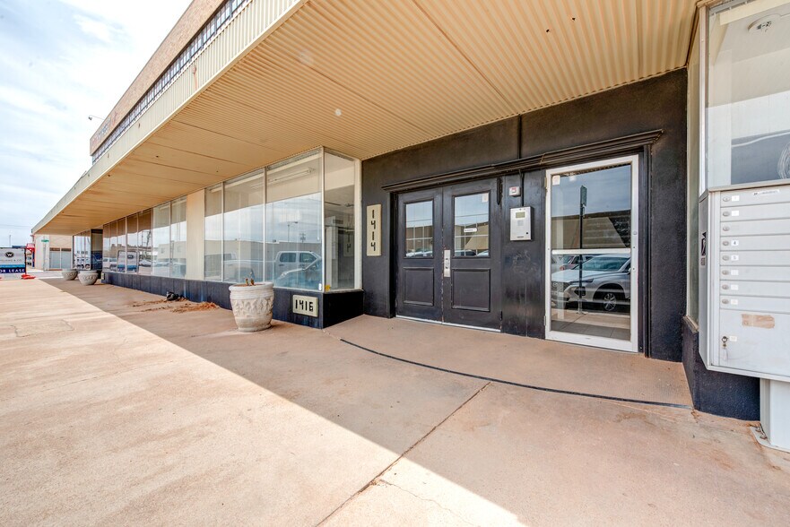 1412-1416 Texas Ave, Lubbock, TX à louer - Photo du bâtiment - Image 2 de 3