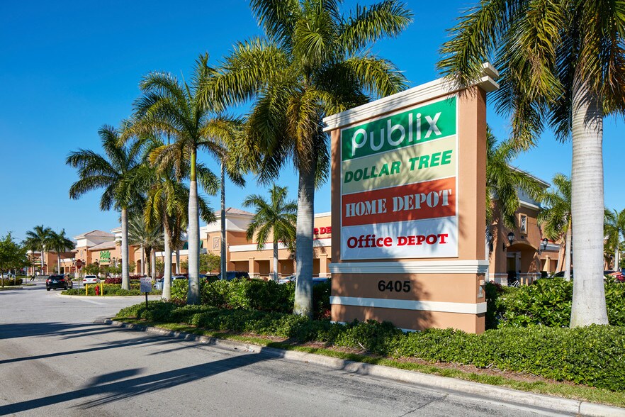 5812 Jog Rd, Lake Worth, FL à louer - Photo du bâtiment - Image 2 de 8
