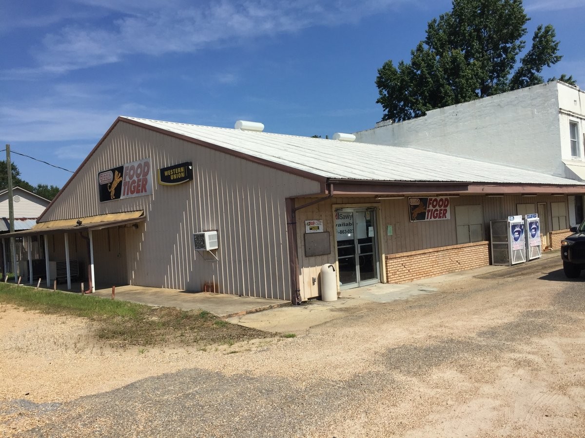 303 S Main St, New Augusta, MS for sale Primary Photo- Image 1 of 1