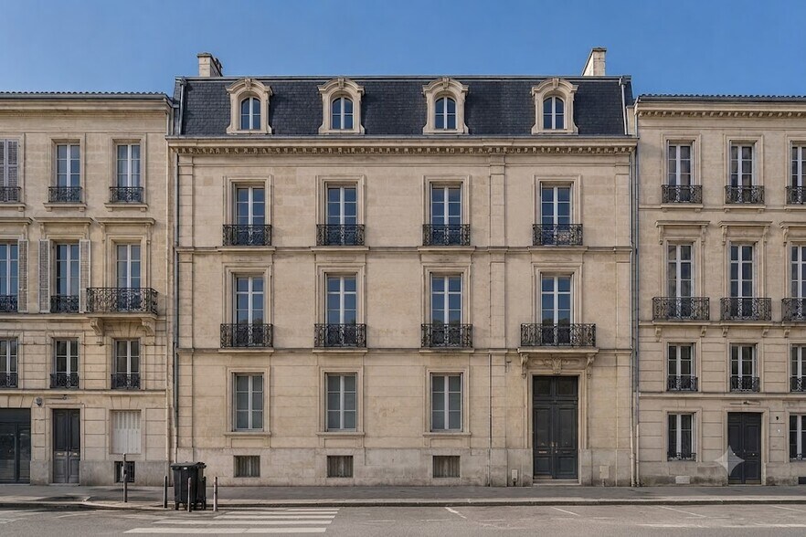 Office in Marseille for sale - Building Photo - Image 1 of 2