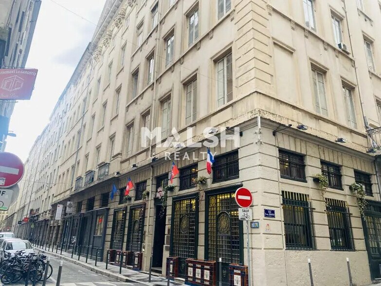 Bureau dans Lyon à louer - Photo du bâtiment - Image 1 de 2