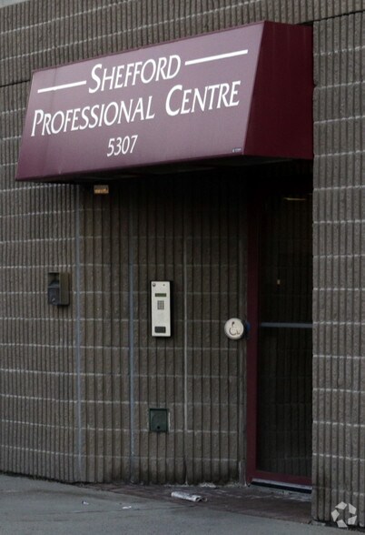 5307 Canotek Rd, Ottawa, ON à louer - Photo du bâtiment - Image 3 de 4