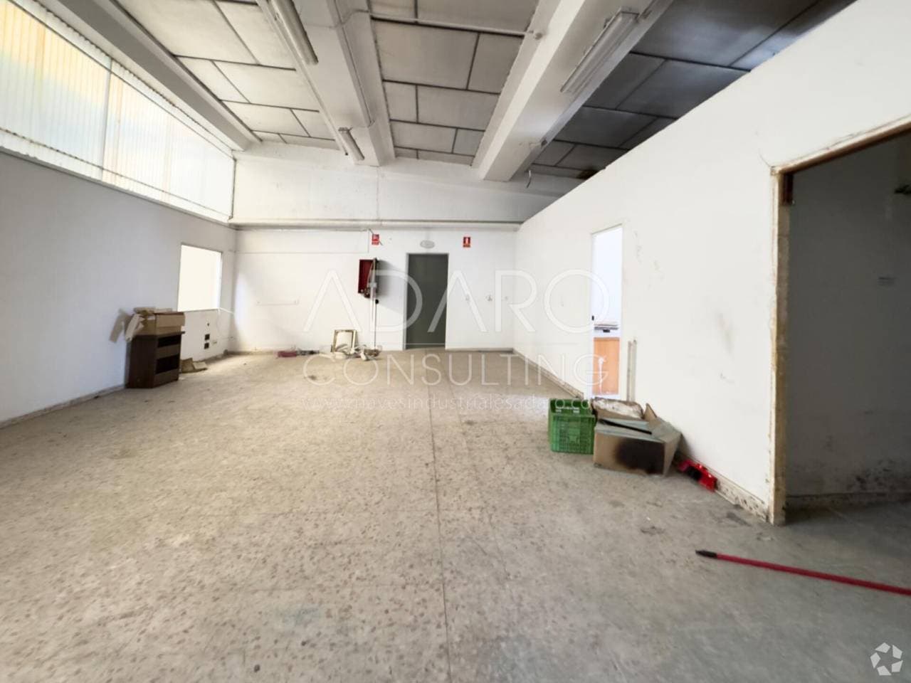 Industrial in Madrid, Madrid for lease Primary Photo- Image 1 of 10