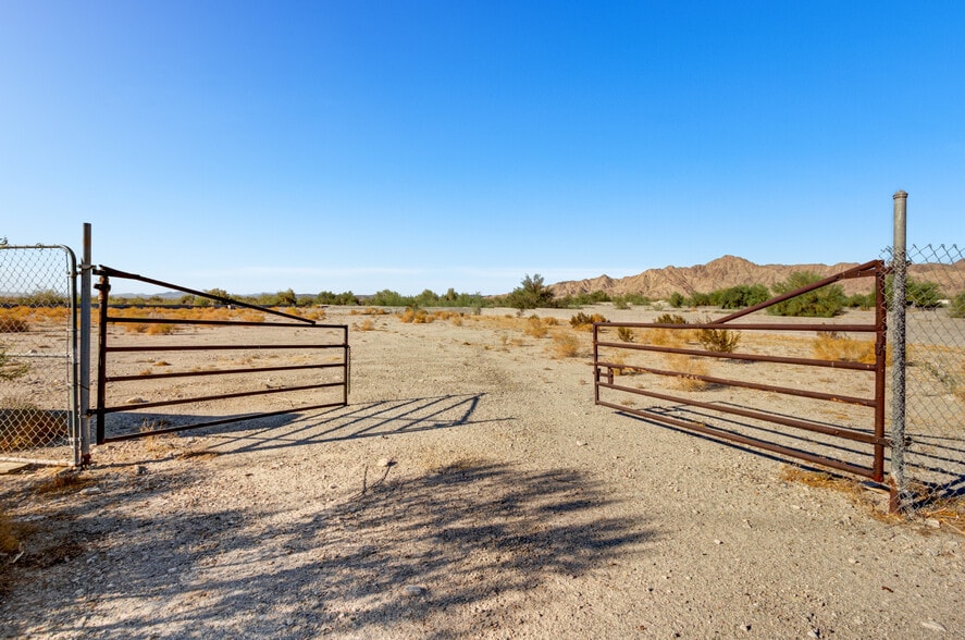 0001 Masterson, Yuma, AZ for sale - Building Photo - Image 2 of 22