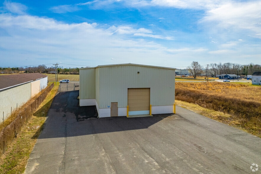 1560 N Main Rd, Vineland, NJ à louer - Photo du bâtiment - Image 3 de 20