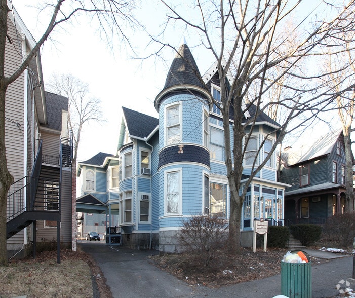 59 Central Ave, Waterbury, CT for sale - Primary Photo - Image 2 of 36