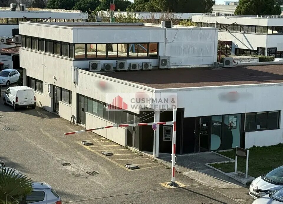 Bureau dans Nîmes à louer Photo du bâtiment- Image 1 de 4