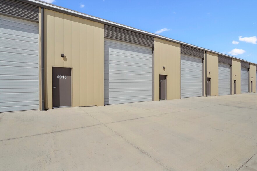 9740-9748 Titan Ct, Littleton, CO for sale - Building Photo - Image 3 of 12